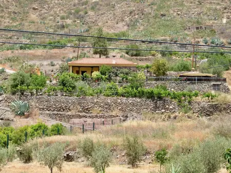 Gîte près du barrage avec piscine privée, animaux admis, climatisation - Photo 1
