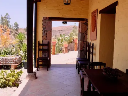 Gîte près du barrage avec piscine privée, animaux admis, climatisation - Photo 9