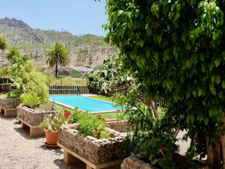 Gîte près du barrage avec piscine privée, animaux admis, climatisation - Photo 16