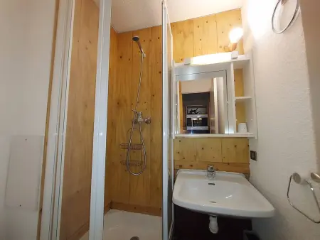 Studio skis aux pieds, animaux admis, balcon sud - Photo 9