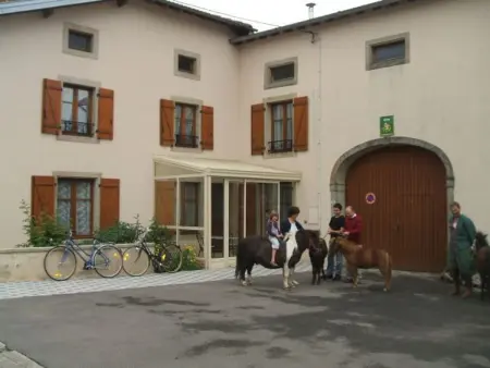 Maison familiale avec cheminée, jardin et WiFi à Esley, Vosges - Photo 11