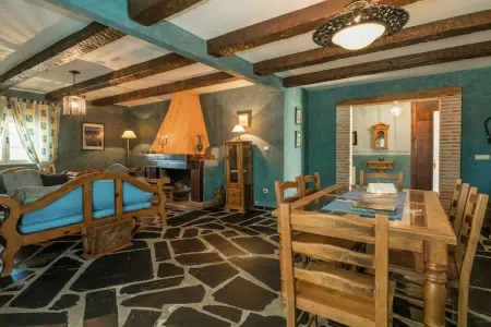 Malvazul, Maison de vacances à Tajo avec piscine et terrasse - Photo 1
