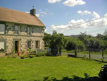 Puy de Dôme, Maison à Langlerial, O'Petit Bonheur FR4255.101.1 N°420442