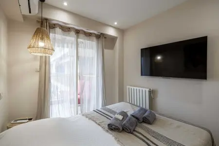 SD-2-HONORAT, Appartement rénové à 250m de la plage - Centre ville - 2CH/6p - Photo 3