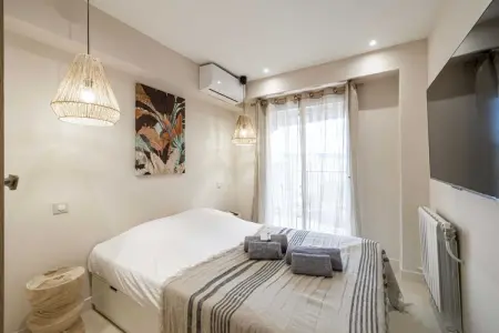 SD-2-HONORAT, Appartement rénové à 250m de la plage - Centre ville - 2CH/6p - Photo 9