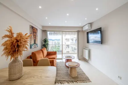 SD-2-HONORAT, Appartement rénové à 250m de la plage - Centre ville - 2CH/6p - Photo 11