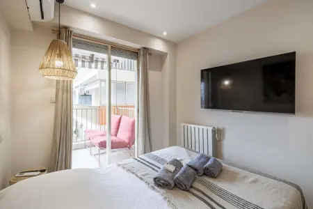 SD-2-HONORAT, Appartement rénové à 250m de la plage - Centre ville - 2CH/6p - Photo 12