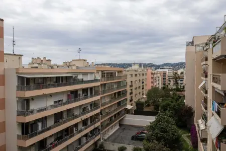 SD-2-HONORAT, Appartement rénové à 250m de la plage - Centre ville - 2CH/6p - Photo 13