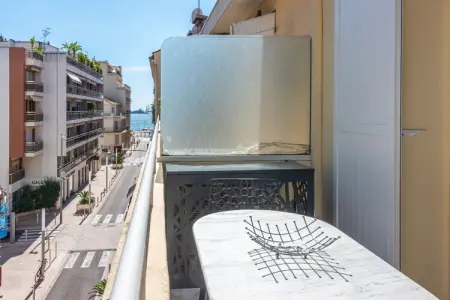 MC-10-MACE, Grand studio avec terrasse et vue mer - Photo 2