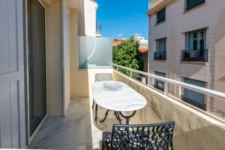 MC-10-MACE, Grand studio avec terrasse et vue mer - Photo 5