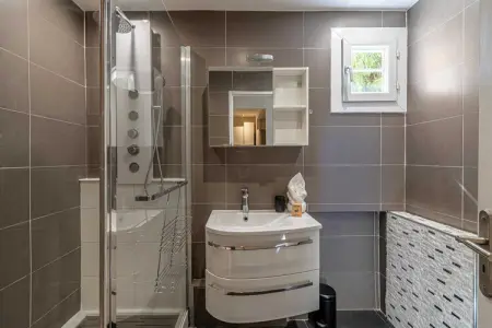 LG-12-FERRIE, Appartement cosy - Martinez - 2 chambres/6 personnes - Photo 6