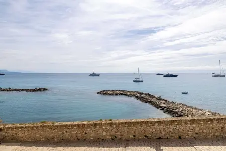 JS-7-GRASSE-1, Charmant Appt - 2P/4P- vue mer - Antibes Centre - Photo 5