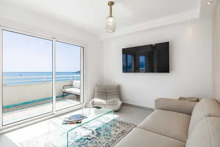 JS-7-GRASSE-3, Sublime Appartement T3, Terrasse vue Mer -Antibes - Photo 6