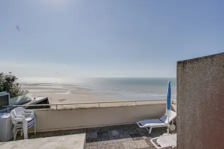 MG-13-BRIAND, Appartement duplex avec vue mer et terrasse sur le toit - Photo 11