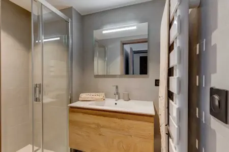 GZ-3527-ROTHSCHILD, Logement 3 chambres avec jardin, gym et spa commun - Photo 11