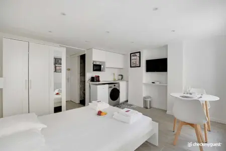 RN-18-ECOUFFES, Appartement intimiste - 2P - Le Marais - Photo 9