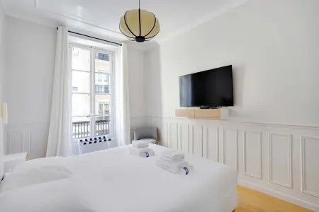 SF-30-PENTHIEVRE, Appartement Moderne Champs-Elysées - Saint Honoré - Photo 10