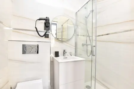 ML-32-FRIEDLAND-II, Appartement confortable - 2BR/7P - Arc de Triomphe - Photo 12