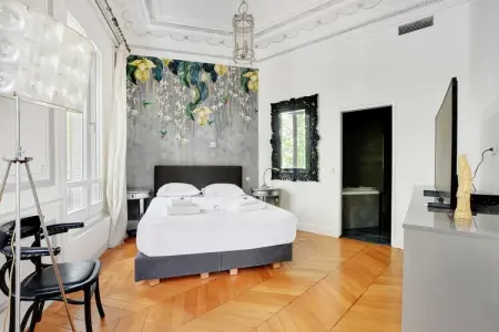 RJ-5-ALMA-2, Magnifique Appt - 2BD/4P - Georges V / Champs-Élysées - Photo 7