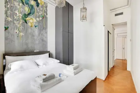 RJ-5-ALMA-2, Magnifique Appt - 2BD/4P - Georges V / Champs-Élysées - Photo 11