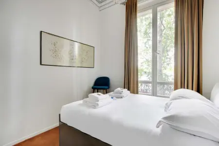 RJ-5-ALMA-2, Magnifique Appt - 2BD/4P - Georges V / Champs-Élysées - Photo 12