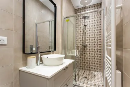 RI-6-VAUCOULEURS, Appartement intimiste - 1BR/4P - République - Photo 4
