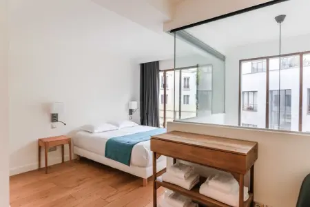 PW-22-CHARONNE-G, Chic duplex loft in trendy Bastille - Photo 9