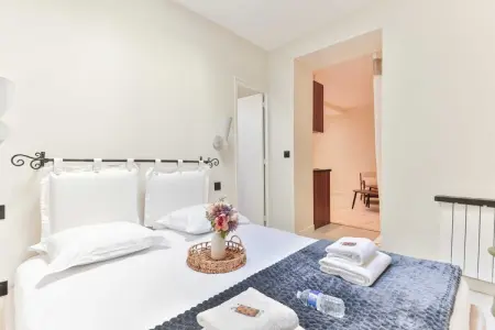 RE-43-COMMERCE-1, Appartement paisible א la Tour Eiffel - Photo 3