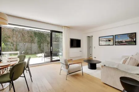 JI-63-ASSOMPTION, Passy / Eiffel Tower - Amazing 2BR with garden - Photo 6