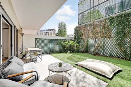JI-63-ASSOMPTION, Passy / Eiffel Tower - Amazing 2BR with garden - Photo 9