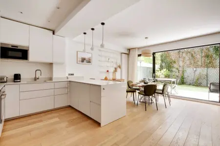 JI-63-ASSOMPTION, Passy / Eiffel Tower - Amazing 2BR with garden - Photo 19