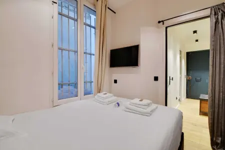 JN-3-THIERS, Chic appartement - 1BR/4P -Trocadero - Photo 8
