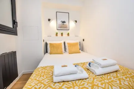 TD-19-DEBARCADERE, Accueillant appartement-1BR/4P- Palais des Congrès - Photo 3