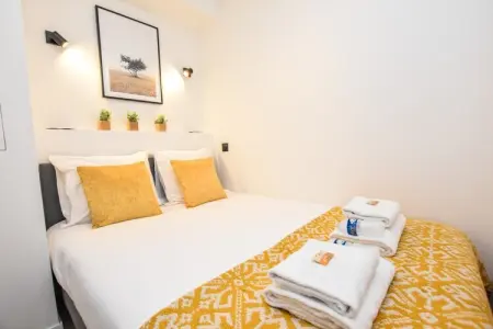 TD-19-DEBARCADERE, Accueillant appartement-1BR/4P- Palais des Congrès - Photo 10