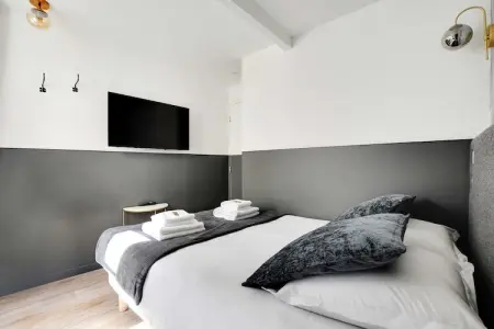 JT-14-MONTCENIS-1B, Studio Cosy pour 2P avec Climatisation - Proche Montmartre - Photo 3