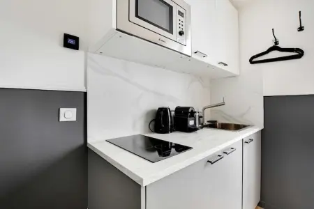 JT-14-MONTCENIS-1C, Modern Studio for 2P with A/C - Near Montmartre - Photo 1
