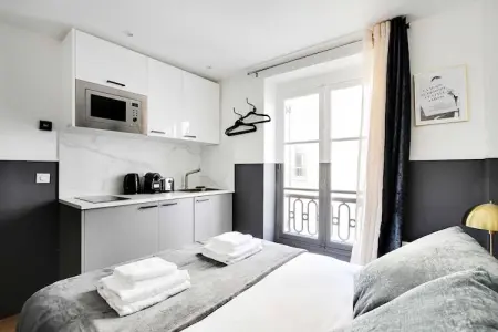 JT-14-MONTCENIS-1C, Modern Studio for 2P with A/C - Near Montmartre - Photo 2