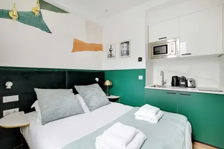 JT-14-MONTCENIS-2A, Studio Moderne avec Climatisation - Proche Montmartre - Photo 2