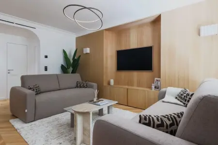 MB-42-BUGEAUD, Appartement d'exception - 2P/6P- Arc de Triomphe - Photo 3