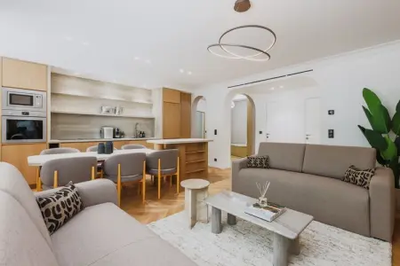 MB-42-BUGEAUD, Appartement d'exception - 2P/6P- Arc de Triomphe - Photo 7
