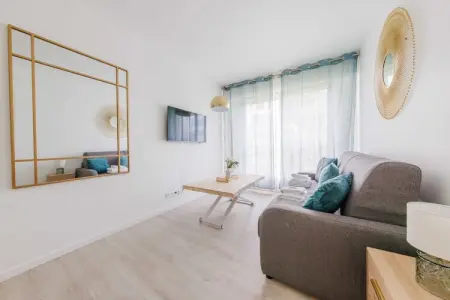 ML-11-HOUSSAY-RDC, Magnifique studio - 2P - Neuilly-sur-Seine - Photo 8