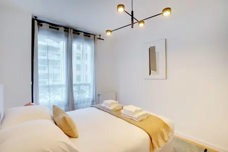 ES-131-GUESDE-301, Appartement יlיgant א Levallois-Perret - Photo 8