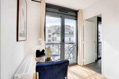 ES-131-GUESDE-402, Studio Sleek & Refined - Levallois-Perret - Photo 1
