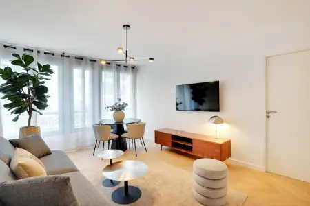 ES-131-GUESDE-201, Appartement élégant et raffiné - Levallois-Perret - Photo 2