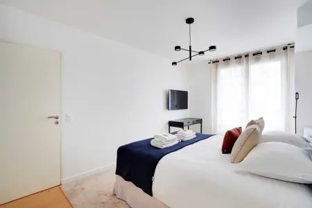 ES-131-GUESDE-401, Appartement élégant et raffiné - Levallois-Perret - Photo 7