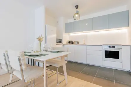 HB-18-CURIE, Bel appartement - 2BR/5P - Puces de Saint-Ouen - Photo 1