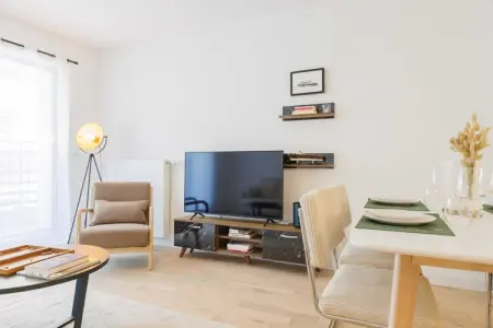 HB-18-CURIE, Bel appartement - 2BR/5P - Puces de Saint-Ouen - Photo 5