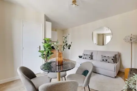 SN-101-THOREZ-3F, Appartement cosy - 1BDR-4P - Ivry-sur-Seine - Photo 8
