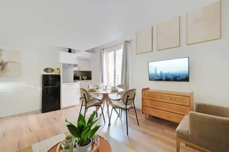 LP-14-EUGENE-9, Appartement Moderne -1BR/4P- Le Kremlin-Bicêtre - Photo 8