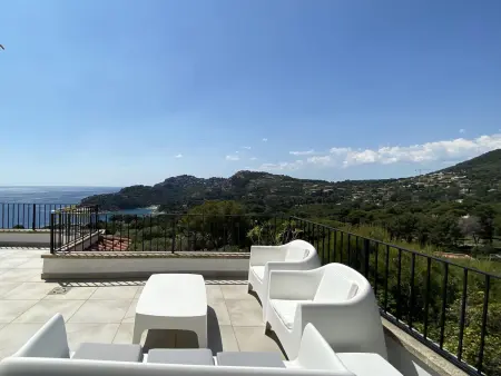 Penthouse à Begur avec Terrasse et Jardin Commun, Parking Inclus - Photo 6